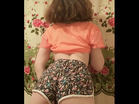 ❤️ Sexy jong baba wat haar kortbroek op kamera uittrek ❤️❌ Gehaltepornografie by ons ❌